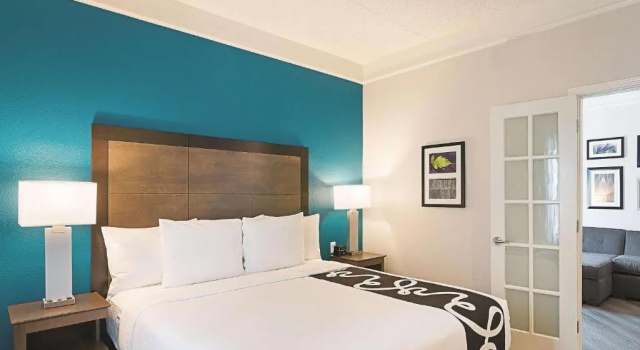 Двухместный люкс La Quinta by Wyndham Orlando UCF