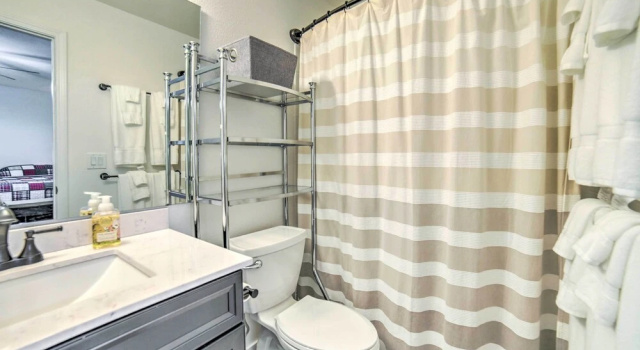 Апартаменты Idaho Falls Townhome ~ 5 Mi to Tauthaus Park!