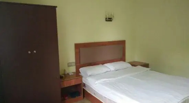 Люкс Comfort с 3 комнатами Xiannüshan Zhoujia Brothers Village