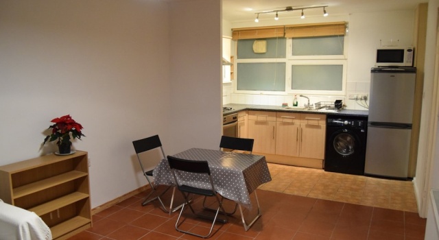Spacious 1 Bedroom Apartment in London, Забронировать Апартаменты/квартира Апартаменты Большого Лондона, Апартаменты/квартира