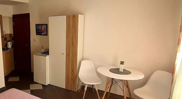 Люкс Apartments MaXhit