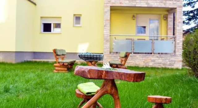 Apartment Mirela, Забронировать Апартаменты/квартира Отели Сараевского кантона с парковкой, Парковка
