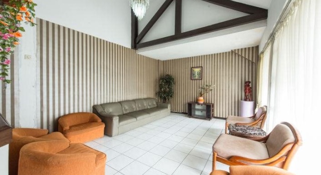 Catellya Guesthouse 2, Varaa Hotelli Bandung Kidul 