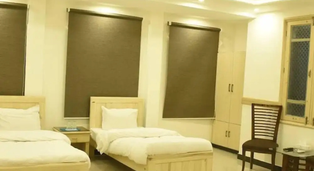 Номер Deluxe Royal Inn Hotel