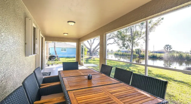 Коттедж Canal-front Cape Coral Home w/ Fire Pit, By Beach!
