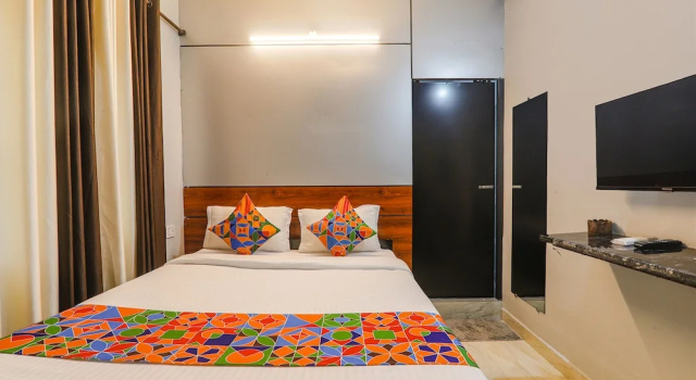 Fabhotel Titiksha, Rezervovat Hotel Ráňčí 