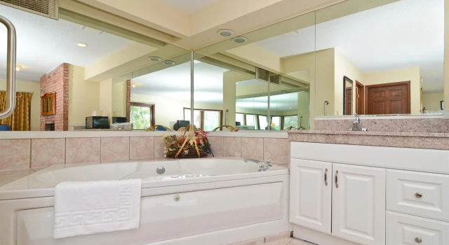 Americas Best Value Inn-Lake St. Louis, Book Hotel Missouri hoteller med parkering, Parkering