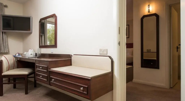 Семейный номер Deluxe Peartree Lodge Waterside