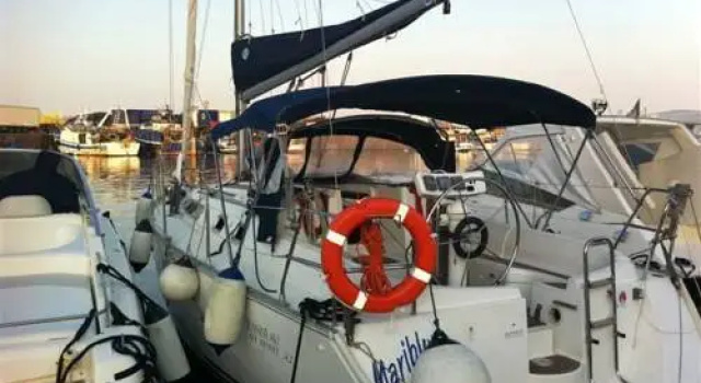 Boat&Breakfast Mariblù, Забронировать Отель Катания Сицилия, рядом с Каса-ди-Верга