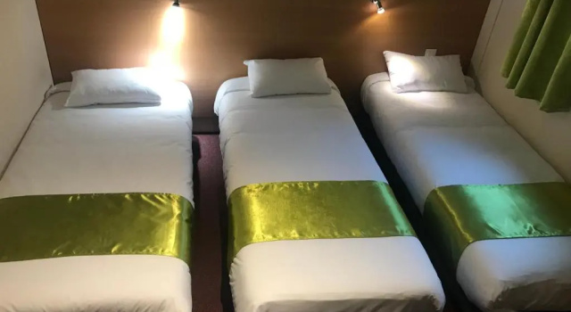 Трёхместный номер Standard Hotel Le Saint Aubin