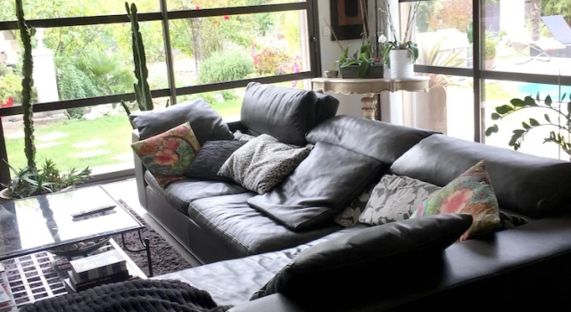 House With 4 Bedrooms in Nans-les-pins, With Wonderful Mountain View,, Забронировать Отель Отели Green Provence с парковкой, Парковка
