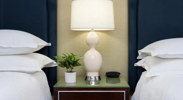Четырёхместный номер Standard The Stamford Hotel