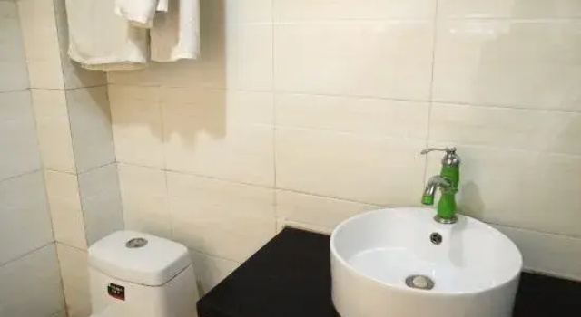 Happy business E-sports Hotel, Prenota Hotel Urumqi Xinjiang