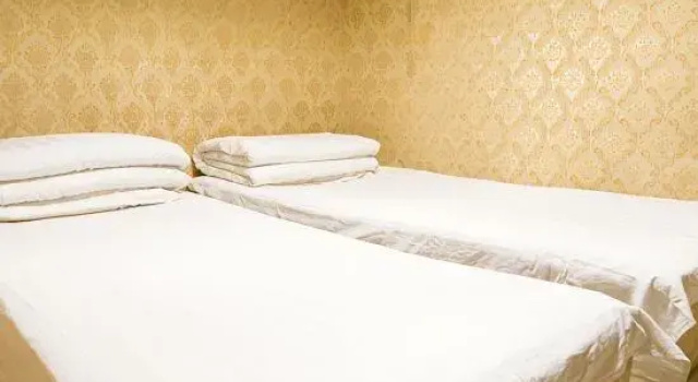 Номер Standard Harbin Everbright Express Hotel