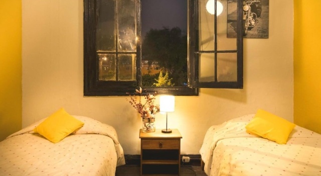 Flying Dog Lima B&B, Забронировать Хостел Хостелы Лимы, рядом с Парк Кеннеди, Хостел