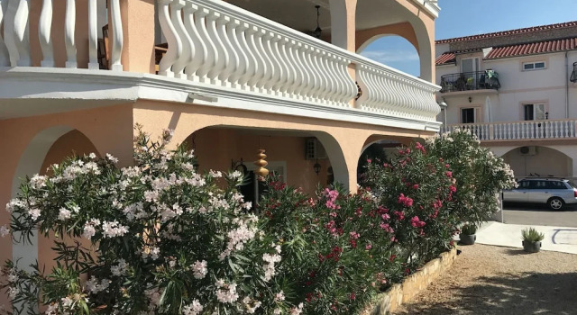 Luxurious Apartment in Vodice With Garden, Забронировать Апартаменты/квартира Апартаменты Водице, Апартаменты/квартира