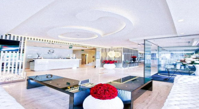 Hotel 9