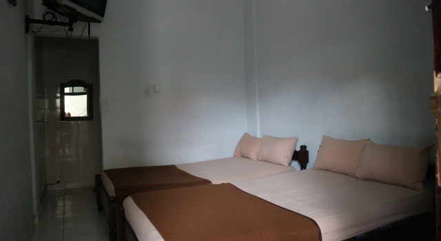 Hotel Diana 2 By Zuzu