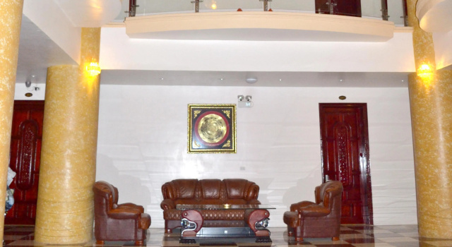 A1 Hotel - Dien Bien Phu, Забронировать Отель Отели Дьенбьенфу с парковкой, Парковка