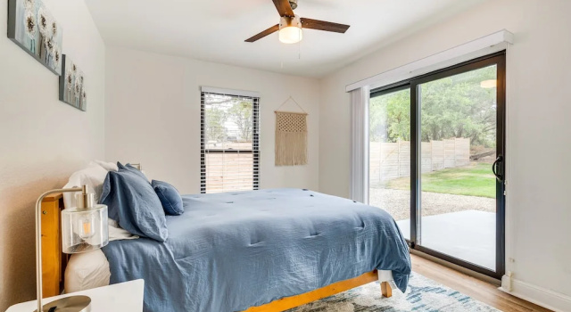 Texas Family-friendly Escape w/ Pool: Near Lake!, Забронировать Отель Остин Greater Austin