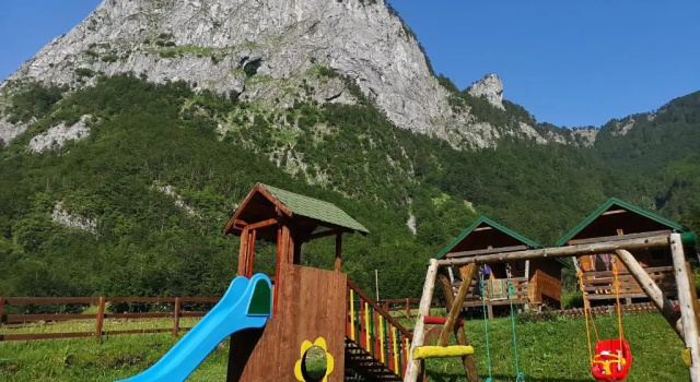 Бунгало с видом на сад Bungalows Katun Maja Karanfil