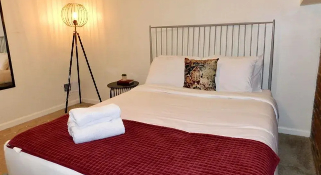 The Lofts at 107, Rezerwuj Apartament Nashville International Airport Nashville, w pobliżu Patsy Cline Museum