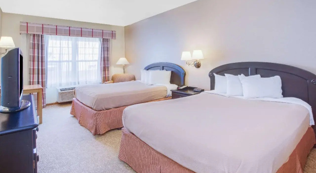 Baymont Inn & Suites Waunakee, Rezervasyon Otel Waunakee Wisconsin