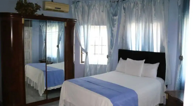 Номер Deluxe Little Savoy Guest House