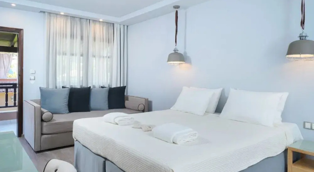 Kamelia & Semeli Hotel