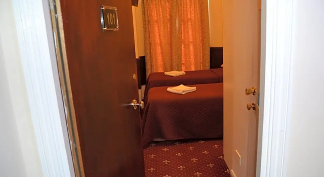 Номер Standard Hyde Park Court Hotel
