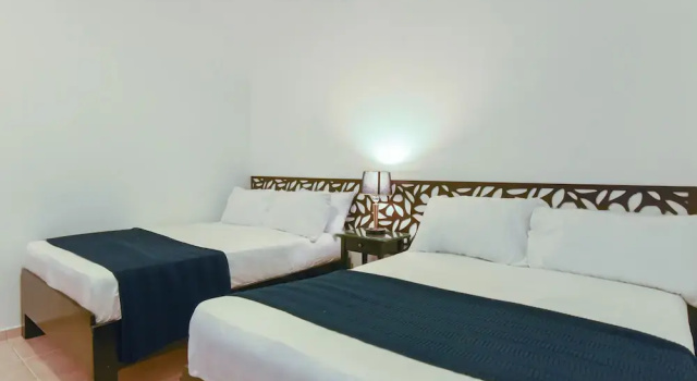 Четырёхместный номер Standard PH 19 Guesthouse Hotel in Gazcue