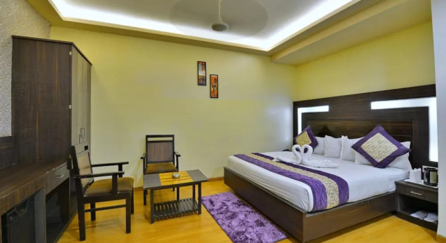 Одноместный номер Standard Hotel Samrat
