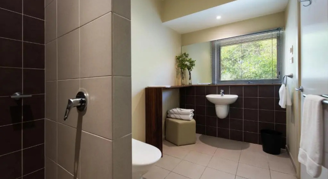 Коттедж с 2 комнатами Daylesford Spa Villa 6