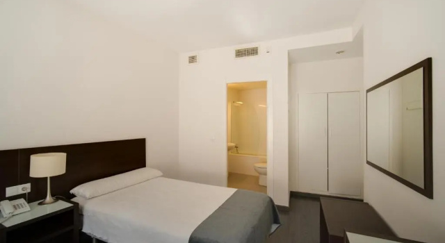 Одноместный номер Standard Hotel Madrid de Sevilla by SHS