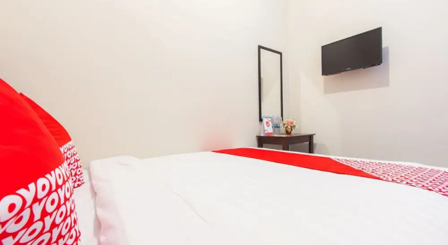 Hotel O Homestay Wak Gobenk, Rezerwuj Hotel Hotele w Sleman z Parkingiem, Parking