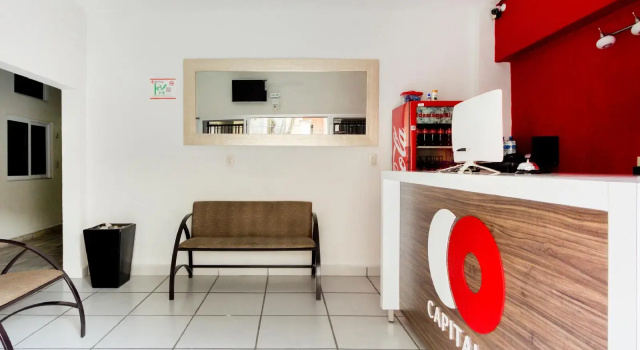 OYO Hotel Firenze, Забронировать Отель Отели Трес-ди-Маю 3 звезды, 3*