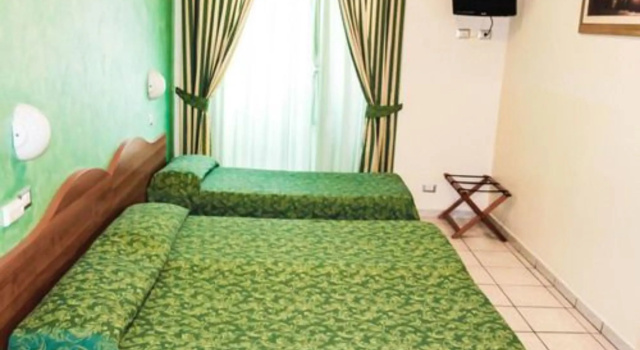 Hotel XXII Marzo, Забронировать Отель Отели Милана с парковкой, рядом с Музей естествознания, Парковка