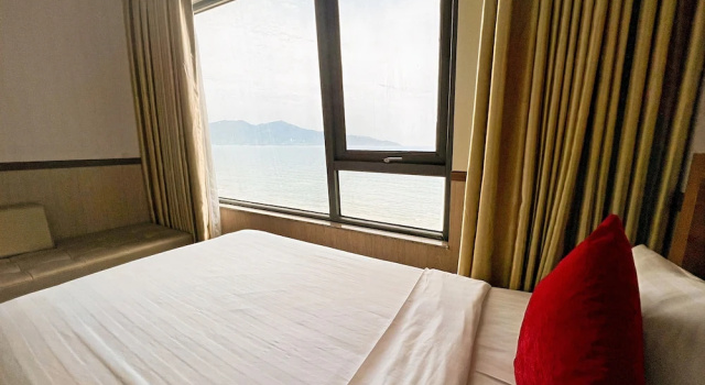 Трёхместный номер Standard с видом на океан Serene Beach Hotel Danang