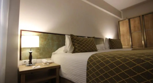 Atlas Hotel Izmir, Забронировать Отель Конак Измир, рядом с Izmir 9 Eylul University