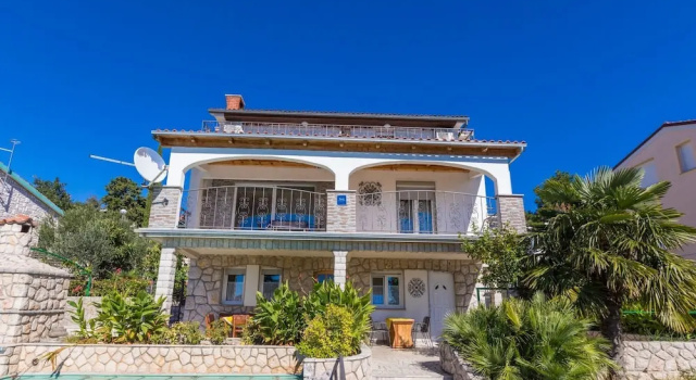 Apartment Elena