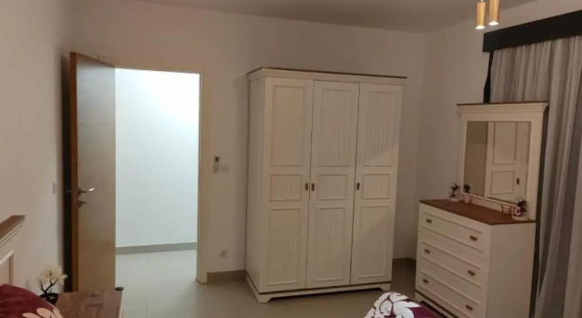 Studio for rent at marina marassi 1 first row Qanal with new furniture, Забронировать Дом для отпуска Отели Эль-Аламейн с парковкой, Парковка