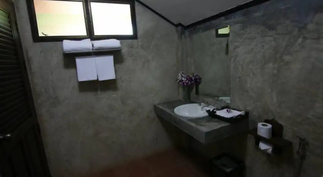 Коттедж Deluxe Little Teak Home Stay