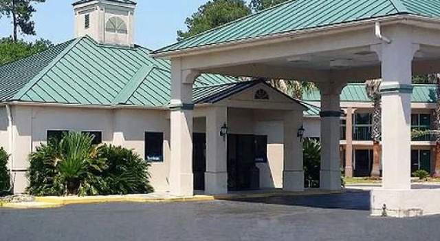 Magnuson Hotel Hardeeville, Забронировать Отель Отели Хардивилл с завтраком, Завтраки