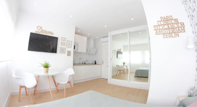 New, Modern & Central Studio Torremolinos