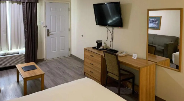 Rodeway Inn, Забронировать Отель Эдсон Central Alberta
