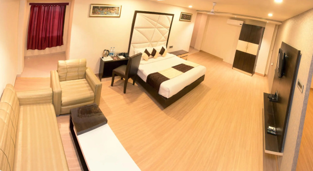 Люкс Kalptaru Elegance Hotel