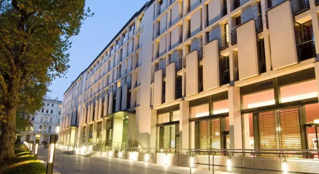Imperial College London, Забронировать Отель Отели Большого Лондона с парковкой, Парковка