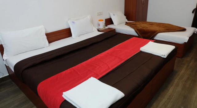 Трёхместный клубный номер Standard Rosepark Residency