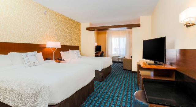 Четырёхместный люкс Fairfield Inn & Suites by Marriott Pecos