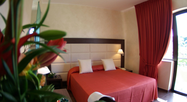 Relais Capo Spulico - Beach & SPA, Забронировать Курортный отель Отели Розето-Капо-Спулико с бассейном, Бассейн